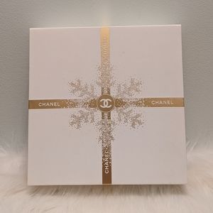 ❄️Authentic CHANEL Holiday Gift Box